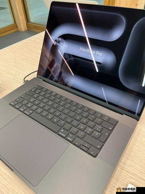 1819岁MacBook Pro的屏幕：历久弥新的视觉体验